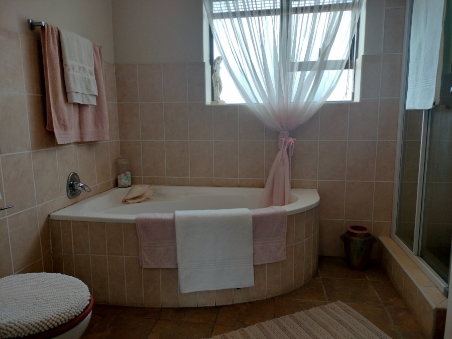 3 Bedroom Property for Sale in Tergniet Western Cape